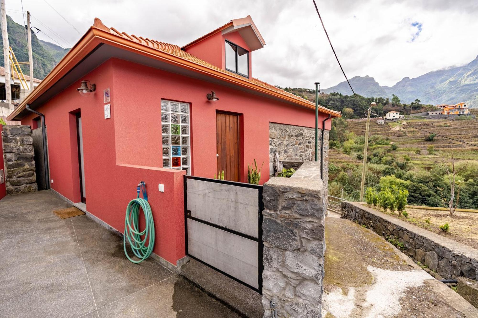 Madeira Bird House - House In The Mountains With Garden Villa São Vicente Exteriör bild